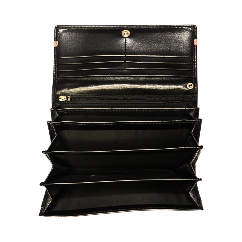 black wallet
